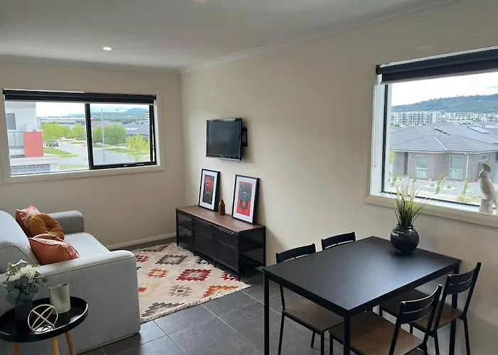 Adorable 1 Bedroom Unit In Coombs