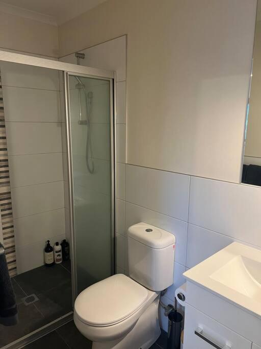 Adorable 1 Bedroom Unit In Coombs * Weston Creek